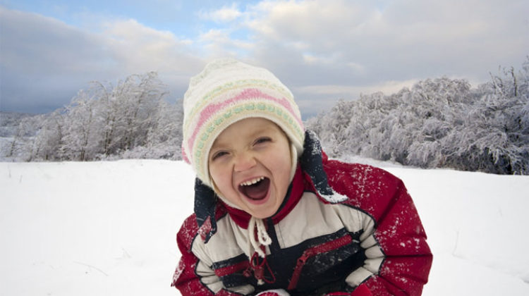 How to treat frostnip and frostbite in children