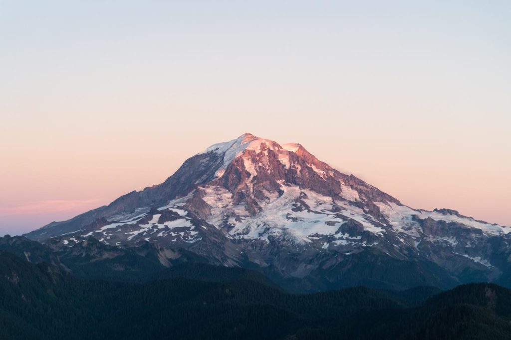 Get to Know Mount Rainier Before You Go