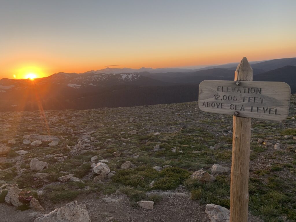An elevation sign at Rocky Mountain National Park